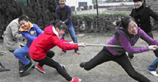2012开年， 拔河比赛